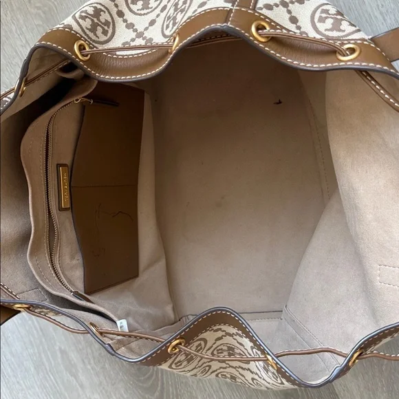 Tory Burch T Monogram Jacquard Drawstring Tote - Hazel - Picture 8 of 12